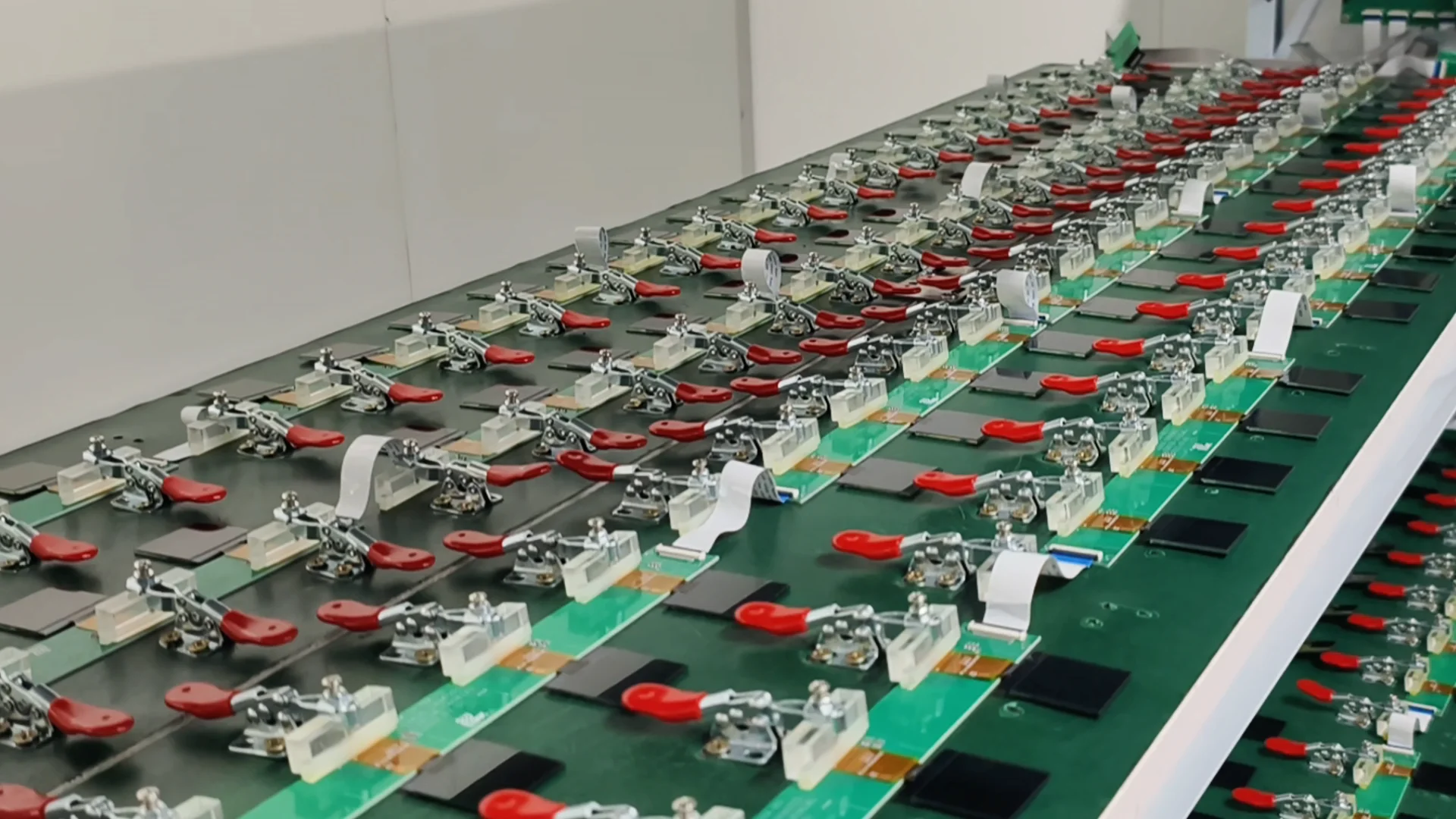 TFT Водич за дизајнирање температура на животната средина: Професионален совет од CNK Electronics